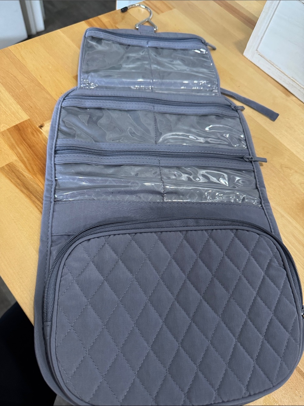 Vera Bradley Quilted Gray Hanging Travel Organizer